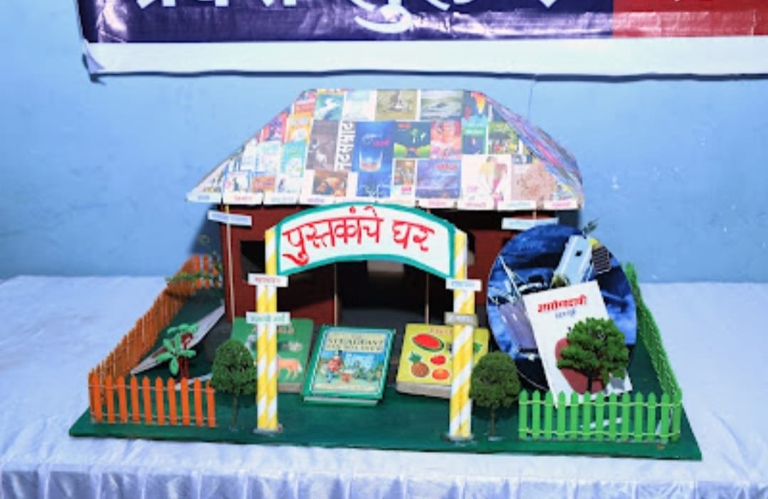 अक्षरमंच सामाजिक सांस्कृतिक प्रतिष्ठानच्या वतीने सलग ३६ तास आणि एकत्रित १०० तास अखंड वाचनयज्ञ कार्यक्रम